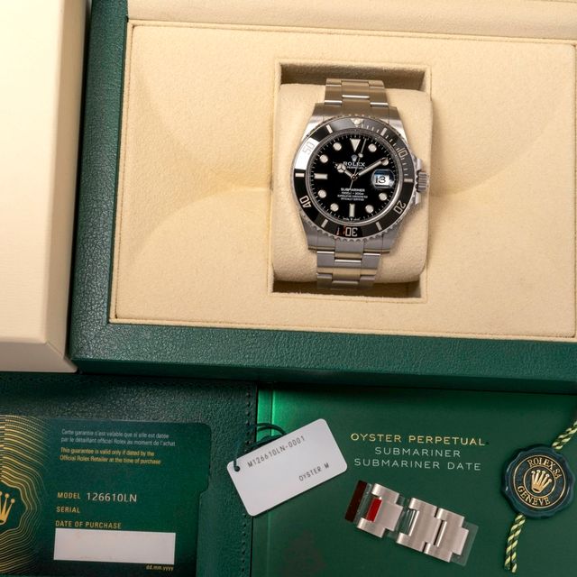 Rolex Submariner 126610 LN Image 5